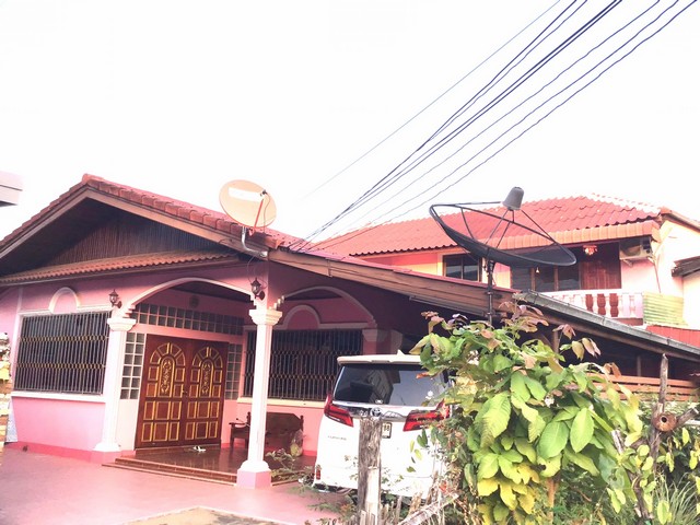 ขายบ้านเดี่ยว2ชั้น 72ตรว. ที่ตั้ง27 ซอย ยุพาฤทธิ์ ต.ในเมือง อ.เมือง จ.ยโสธร   ZE440