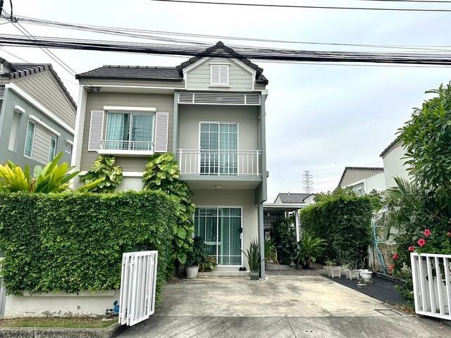 ขายทาวน์โฮม 2 ชั้นหลังมุม 35 ตรว. เดอะ วิลเลจ บางนา – วงแหวน2  ซอยมหาชัย บางนาตราด กม.10 ขายพร้อมเฟอร์บางส่วน