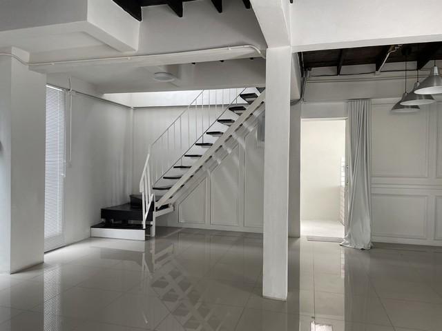 รหัสC5507 ให้เช่าบ้านเดี่ยว 2ชั้น รีโนเวทใหม่ ถนนสุทธิสาร รัชดา ห้วยขวาง ใกล้ MRT สุทธิสาร