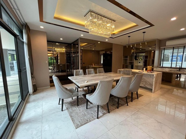 บ้านเดี่ยว Grand Bangkok Boulevardพระราม9  ขนาด161ตร.วา 5นอน ตรงข้ามกับโรงเรียนนานาชาติ Wellington