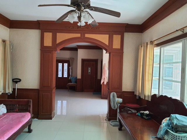 บ้าน บ้านหลังใหญ่ พร้อมที่ดิน ไทรน้อย  10 RAI 2 Ngan 84 sq.wa 40000000 – ไม่ไกลจาก 1. บริษัทเถ้าแก่น้อย 2. ถนน 340 แยกนพวงค์ ราคาสุดพิเศษ