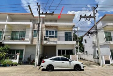 ขายทาวน์เฮ้าส์   หมู่บ้านเดอะมันนี่ สมุทรสาคร (PKK03-05565)