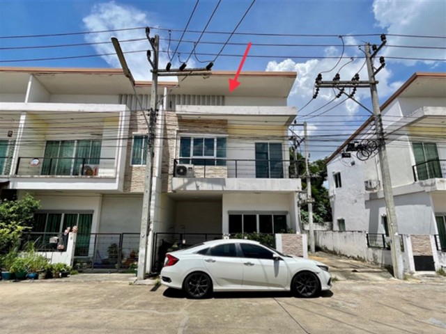 ขายทาวน์เฮ้าส์   หมู่บ้านเดอะมันนี่ สมุทรสาคร (PKK03-05565)