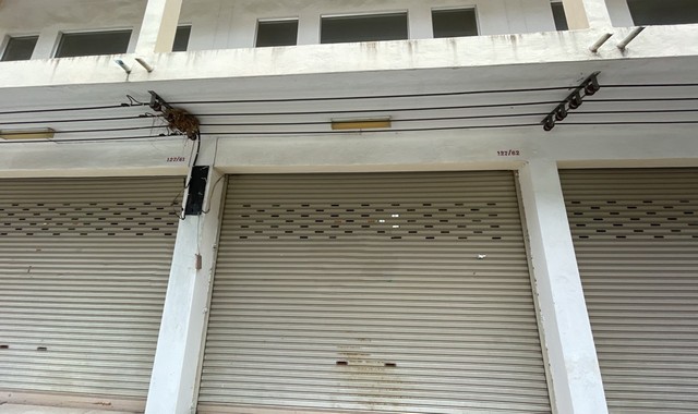 ขายอาคารพาณิชย์   ถนนเศรษฐกิจ 1 สมุทรสาคร (PKK04-05838)