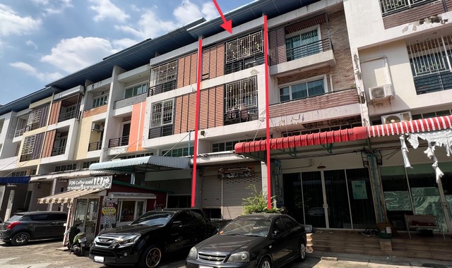 ขายอาคารพาณิชย์   หมู่บ้านเดอะมันนี่ สมุทรสาคร (PKK04-04968)