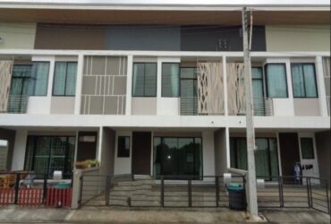 ขายทาวน์โฮม 2 ชั้น โครงการ เดอะทรัสต์ทาวน์ บ่อวิน ศรีราชา ชลบุรี  PSC08820