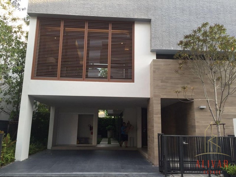 SH021323 ขาย บ้านเดี่ยว 3 ชั้น 4 ห้องนอน  โครงการ Parc Priva ย่านรัชดา-ห้วยขวาง