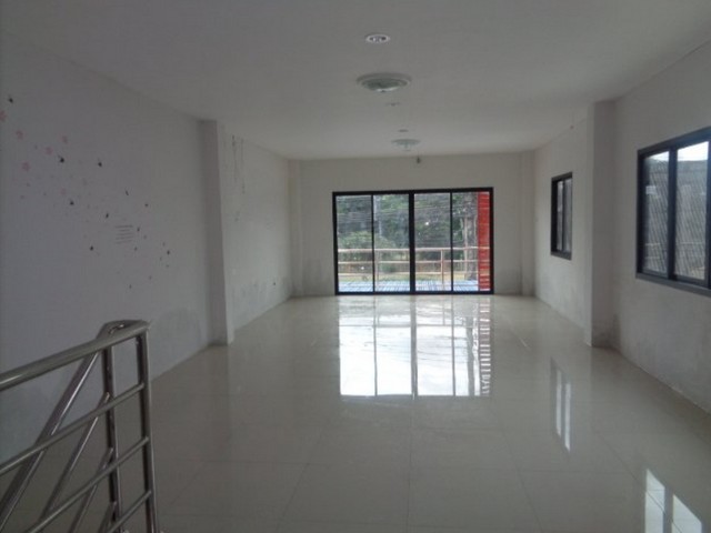 ขายอาคารพาณิชย์ 3 ชั้น ติดถนนสุขุมวิท สัตหีบ ชลบุรี  PSC08846