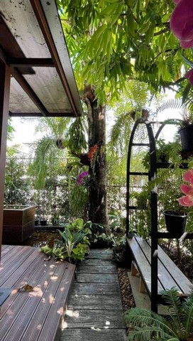 บ้านสไตล์โมเดิร์น หลังใหญ่​ Land​&House สีวลี​ มีโชค​
