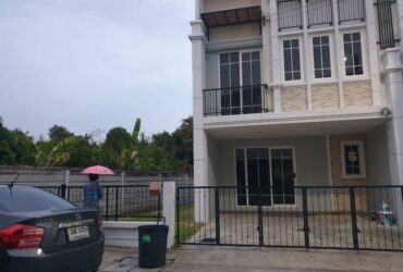 ขาย บ้านโกลเด้นซิตี้ ปิ่นเกล้า-จรัญ (บางกรวย พระราม7) เนื้อที่ 37.1 ตรว