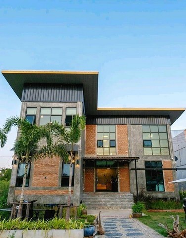 Hostel​ #สไตล์ล็อฟท์​ #มีใบอนุญาตพร้อม #โซน​สุเทพ  11.5 ล. เท่านั้น