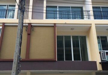 [H328]บ้านว่างให้เช่า ทาวน์โฮม ปรัชญา บิซ โฮม @อ่อนนุช67 ติดถนนใหญ่อ่อนนุช เดินทางสะดวก ใกล้สุวรรณภูมิ ทางด่วน แอร์พอตลิ้ง