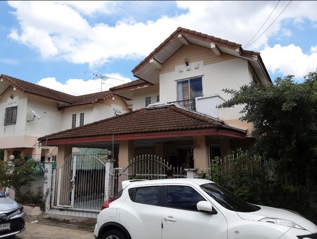 ขายบ้านเดี่ยว   หมู่บ้านซื่อตรง รังสิต-คลอง 3 ปทุมธานี (PKT43513)