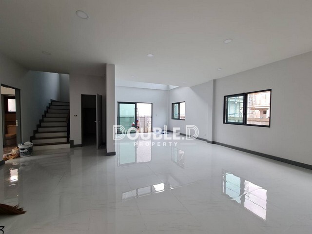 The City Bangna megabangna sale 21 mb Tel : 082-626-8246