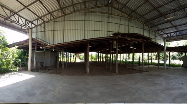 ขายอาคารสำนักงาน โกดังไม้และบ้านพักพนักงาน จ.ลำพูน PSC09633