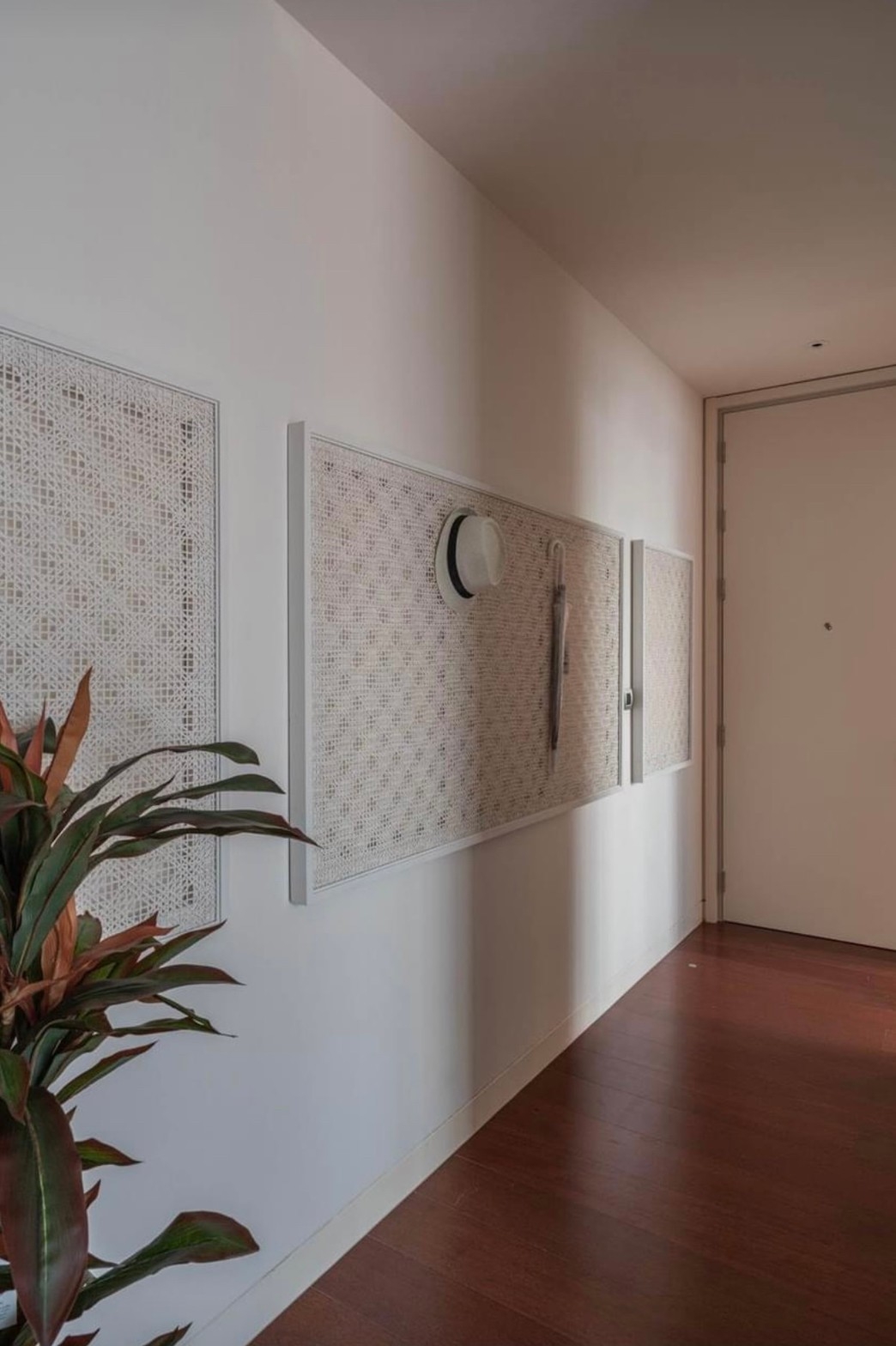 ให้เช่า คอนโด KHUN by YOO Condominium (คุณ บาย ยู อินสไปร์ บาย สตาร์ค)