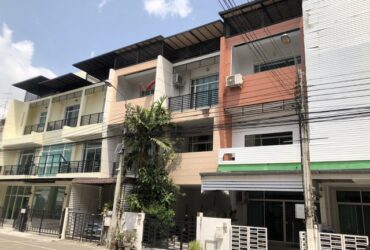 [H344]บ้านว่างให้เช่า ทาวน์โฮม 3 ชั้น กฤษณา ไพรเวทซิตี้ กรุงเทพกรีฑาซอย15  ใกล้เดอะไนน์ พระราม9 เดินทางสะดวกรถไฟฟ้า แอร์พอร์ตลิงค ทางด่วน