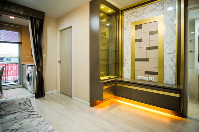 ลดพิเศษ !!! ขายคอนโด เมโทร ลักซ์ พระราม 4 (Metro Luxe Rama 4) ใกล้รถไฟฟ้า BTS เอกมัยวิวสระว่ายน้ำ ตกแต่งสวย เครื่องใช้ไฟฟ้าครบ พร้อมอยู่
