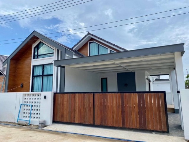 บ้านสร้างใหม่ #ป่าแดด #อำเภอเมือง​ #ใกล้โรงพยาบาลผู้สูงอายุ #ใกล้สนามบิน​