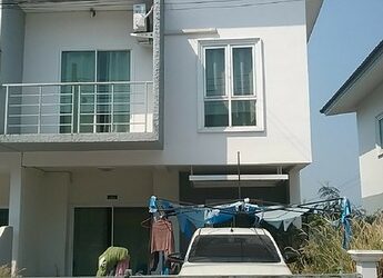 ขายทาวน์เฮ้าส์  หมู่บ้านเดอะเนเจอร์ พาร์ค ปทุมธานี (PKT44983)