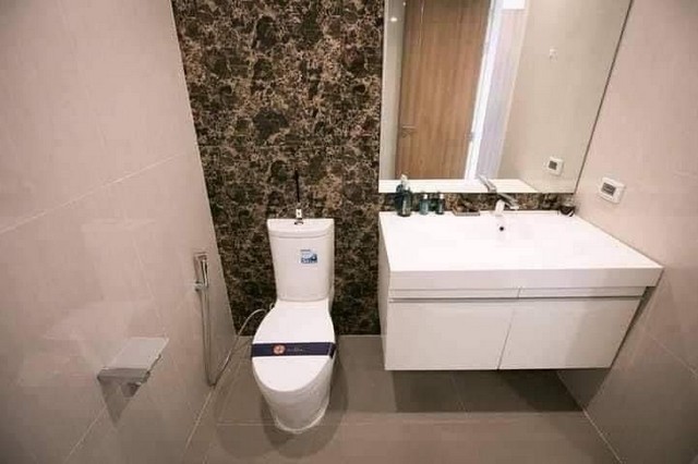 ขายขาดทุน 2.5 ล้าน #starhill condo #ใกล้มช. #ใกล้คันคลอง