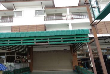 ขายอาคารพาณิชย์ 3 ชั้น โครงการ  กษิราอาคารพาณิชย์ ถ.เลี่ยงเมืองหนองมน  อ.เมือง จ.ชลบุรี  PSC09628