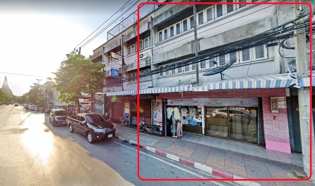 ใกล้ตลาด แหล่งค้าขายทำเลดี องค์พระปฐมเจดีย์ ถูกที่สุดใน 3โลก ให้เช่า อาคารพาณิชย์หัวมุม 2.5 คูหา 3.5 ชั้น 32 ตรว. 320 ตรม. มีดาดฟ้า
