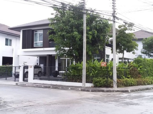 ขายบ้านพร้อมเฟอร์นิเจอร์​ สีวลี #เลควิว #แม่เหียะ #อำเภอเมือง