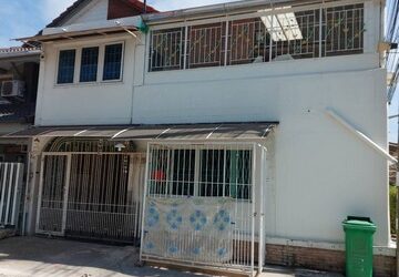 ขายด่วนทาวน์เฮ้าส์ 2 ชั้น ม.พฤกษา3 หลังมุม ศ.วัดลาดปลาดุก เดินทางง่าย ใกล้สิ่งอำนวยความสะดวกครบครัน บางบัวทอง นนทบุรี