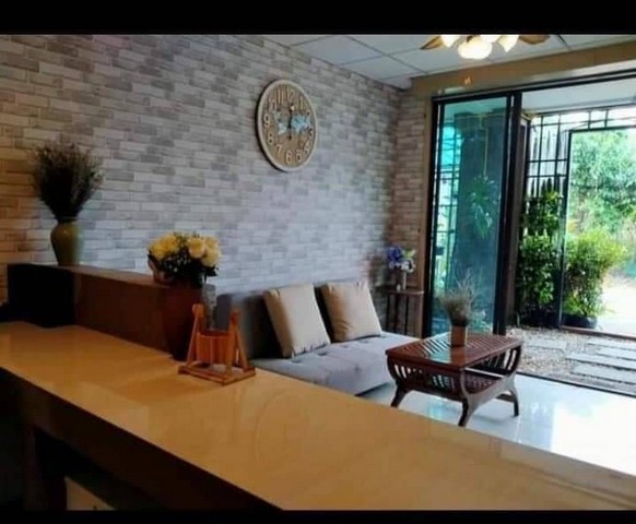Hostel 14 ห้อง 3 ชั้น  ช้างคลาน ในเมือง  9.9 ล้าน ฟรีโอน