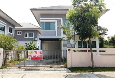 บ้านเดี่ยว หลังมุม วิลล่า โนวา เทพารักษ์ ถ.ตำหรุ สมุทรปราการ พื้นที่ข้างบ้านกว้างขวาง เนื้อที่รวม 67.4 ตร.ว.