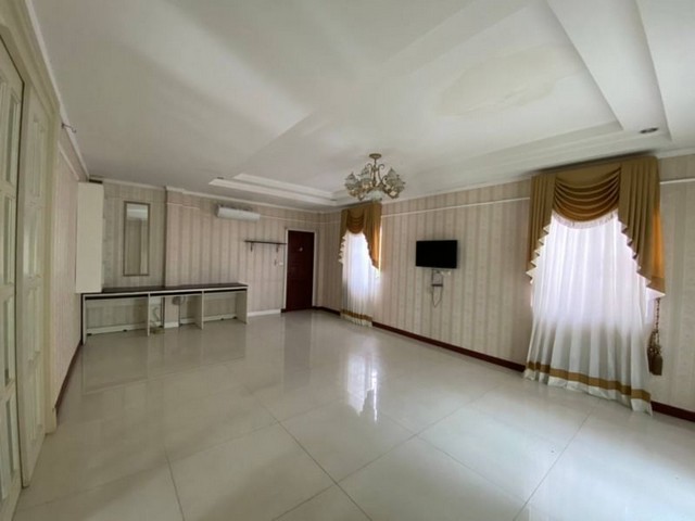 บ้าน​สวยพร้อม​สระ​ว่าย​น้ำส่วนตัว #ใกล้​มีโชค​พลาซ่า