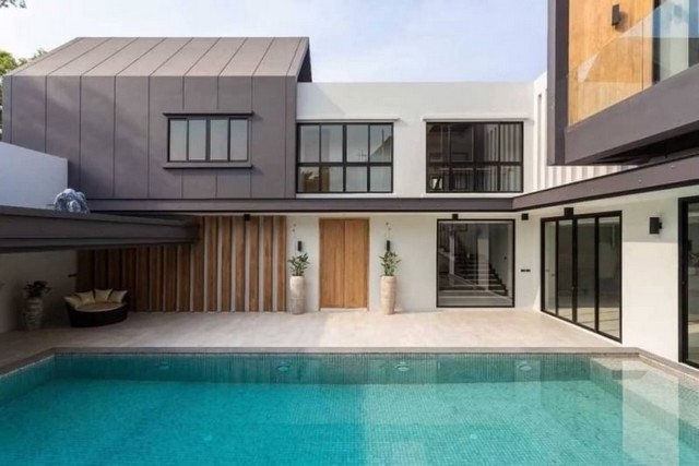 ขายพูลวิลล่า ใกล้สนามบิน  พร้อมผู้เช่ารายเดือนเดือนละ  130,000 บาท