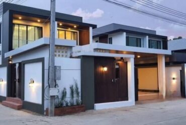 ขายพูลวิลล่าสร้างใหม่  เขตอำเภอเมือง นอกโครงการสามารถออกแบบตามงบได้