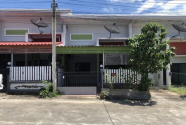 ขายทาวน์เฮาส์ชั้นเดียว โครงการ  บ้านร่มเย็น 2  เมืองระยอง  ระยอง  PSC12041
