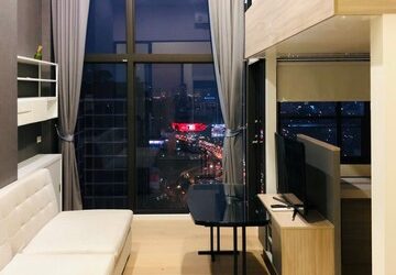 ลดพิเศษ !!! ให้เช่าคอนโด ชีวาทัย เรสซิเดนซ์ อโศก (Chewathai Residence Asoke) ห้อง Duplex ใกล้รถไฟฟ้า MRT พระราม 9 ตกแต่งสวย พร้อมอยู่