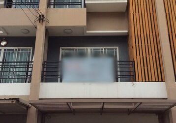 ขายทาวน์เฮ้าส์   หมู่บ้านหมู่บ้านพิบูลย์ โฮมทาวน์ นนทบุรี (PKT165437)
