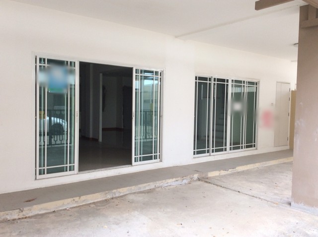 ขายทาวน์เฮ้าส์   หมู่บ้านหมู่บ้านพิบูลย์ โฮมทาวน์ นนทบุรี (PKT165437)