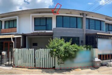 ขายทาวน์เฮ้าส์   หมู่บ้านเดอะ วิลล่า บางบัวทอง นนทบุรี