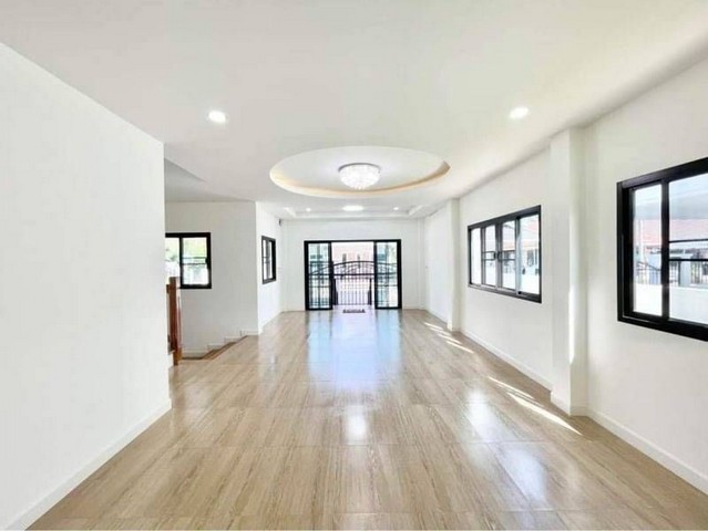 新建房，才4.19億，獨棟2 樓層 84 平方米 #San Phak Wan #Hang Dong  #Big back #Lots of space