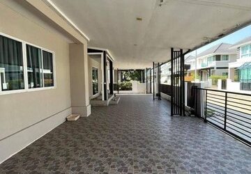 超便宜降價490萬隻，4房3衛#House in the project #Kan Kanok 20, Near Ruam Chok