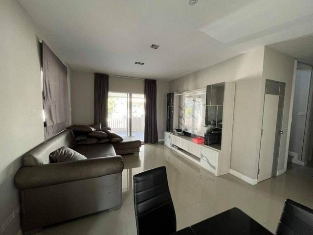 超便宜降價490萬隻，4房3衛#House in the project #Kan Kanok 20, Near Ruam Chok