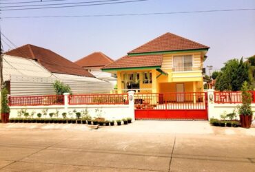 ตลาดรวมโชค ให้เช่าบ้านเดี่ยว ต.หนองจ๊อม อ.สันทราย เมืองบ้านสวยเล่นระดับ 2 ชั้น 80 ตรว. 3นอน 2น้ำ HomePro Toyota ถ. รอบเมืองเชียงใหม่