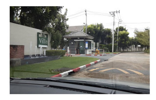 ขายทาวน์เฮ้าส์   หมู่บ้านเดอะ วิลล่า บางบัวทอง นนทบุรี (PKT168051)