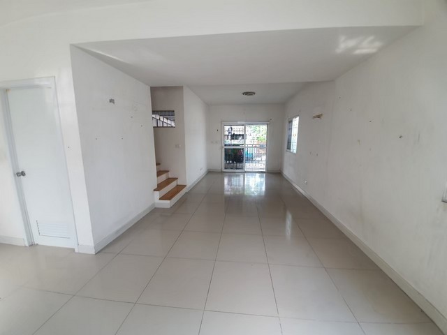 ขายทาวน์เฮ้าส์   หมู่บ้านพฤกษาวิลล์ 61  นนทบุรี (PKT100853)