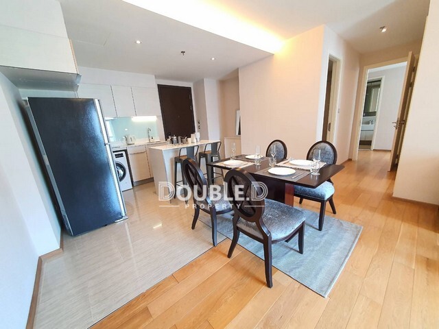H Sukhumvit 43 2 bedrooms BTS phromphong rent 50k Tel : 082-626-8246