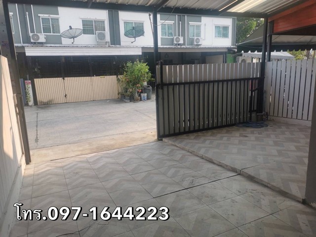 ขายทาวน์โฮม บ้านลลิลทาวน์ ไลโอ บลิสซ์ ลาดกระบัง-สุวรรณภูมิ ซ.วัดศรีวารีน้อย เดินทางสะดวก ใกล้สนามบินสุวรรณภูมิ