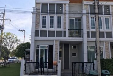 ขายทาวน์โฮมโกลเด้น ทาวน์ ฉะเชิงเทรา-บ้านโพธิ์ PSC12074