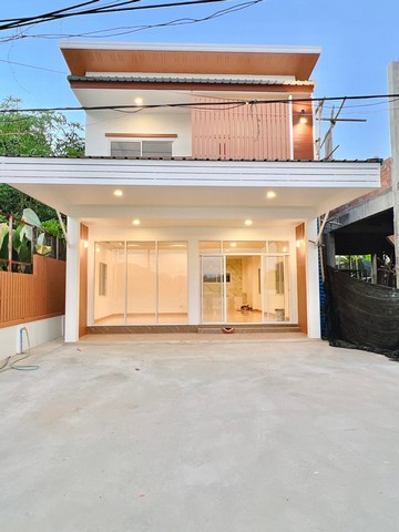 More-156HS ขาย อาคารพาณิชย์ 2 ชั้น ทําเล ค้าขาย ติดถนนเส้นแม่ริม-โรงพยาบาลสันทราย