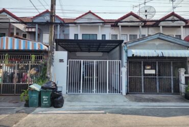 ขายทาวน์เฮ้าส์ หมู่บ้านทรัพย์ดินทอง เดินทางสะดวกใกล้ทางด่วนกาญจนา รีโนเวทพร้อมอยู่ แหล่งอำนวยความสะดวกครบครัน สมุทรปราการ